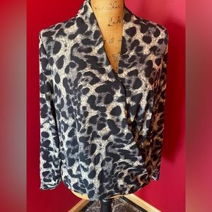 Pleione Leopard Print Long Sleeve Blouse - Medium